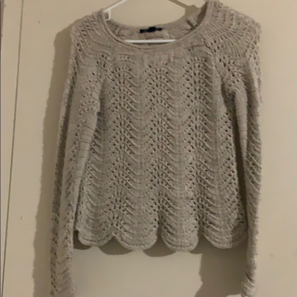AMERICAN EAGLE SWEATER